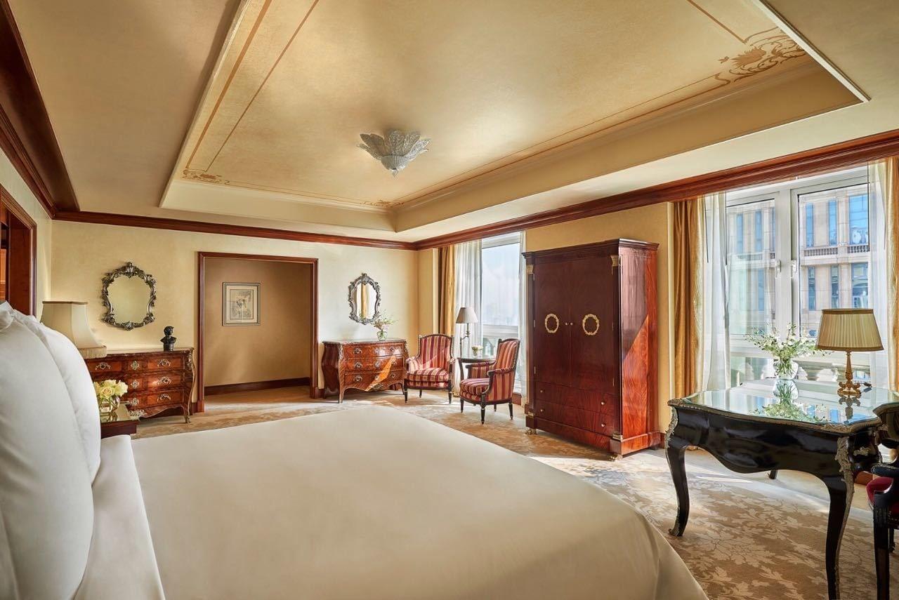 Four Seasons Cairo At The First Residence Giza Eksteriør bilde A bedroom at the hotel