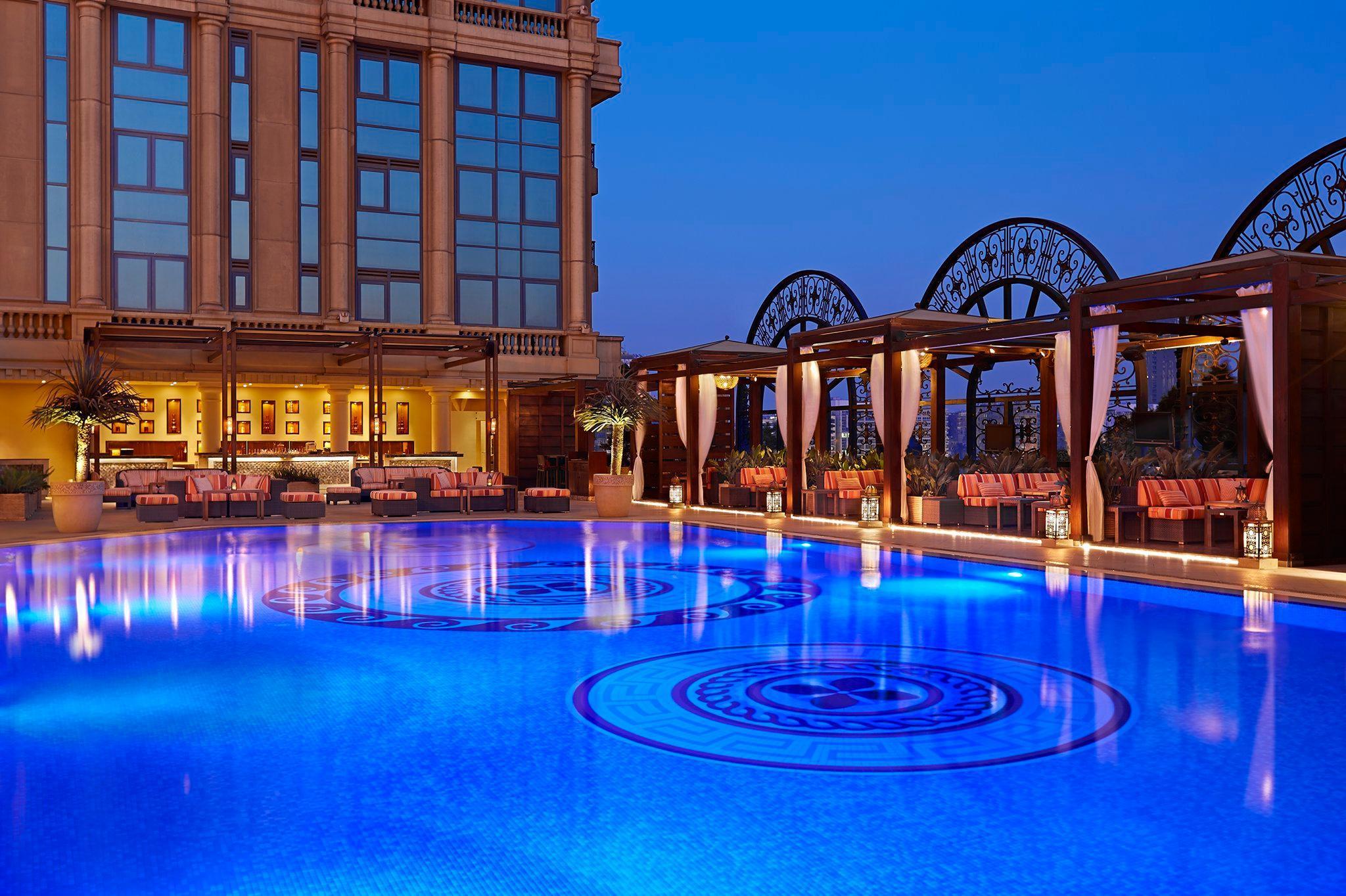 Four Seasons Cairo At The First Residence Giza Eksteriør bilde The pool at the St. Regis Dubai
