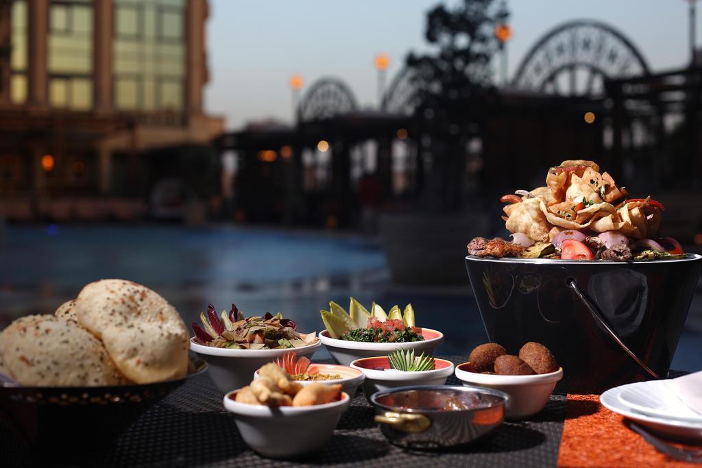 Four Seasons Cairo At The First Residence Giza Eksteriør bilde Meze