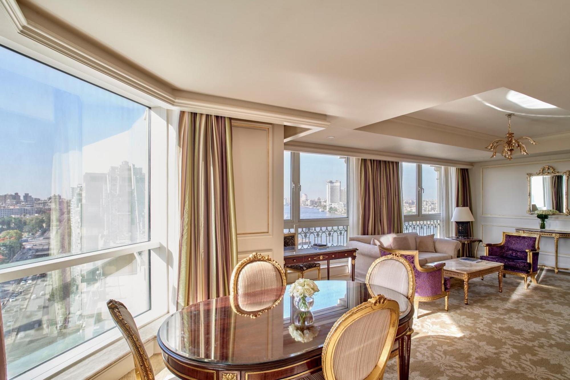 Four Seasons Cairo At The First Residence Giza Eksteriør bilde A suite at the Four Seasons Hotel