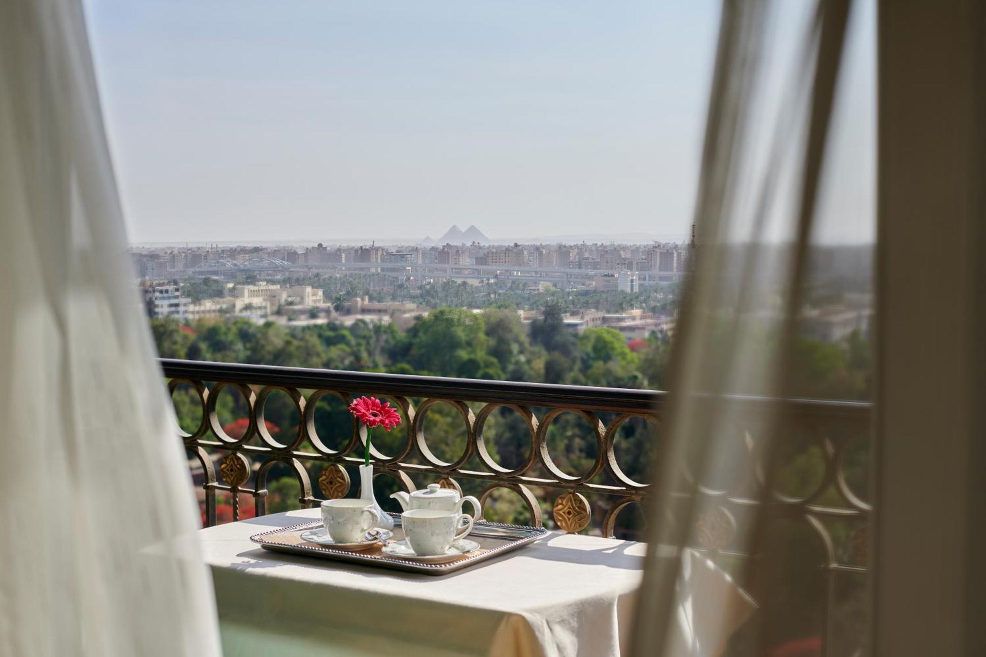 Four Seasons Cairo At The First Residence Giza Eksteriør bilde View from the hotel