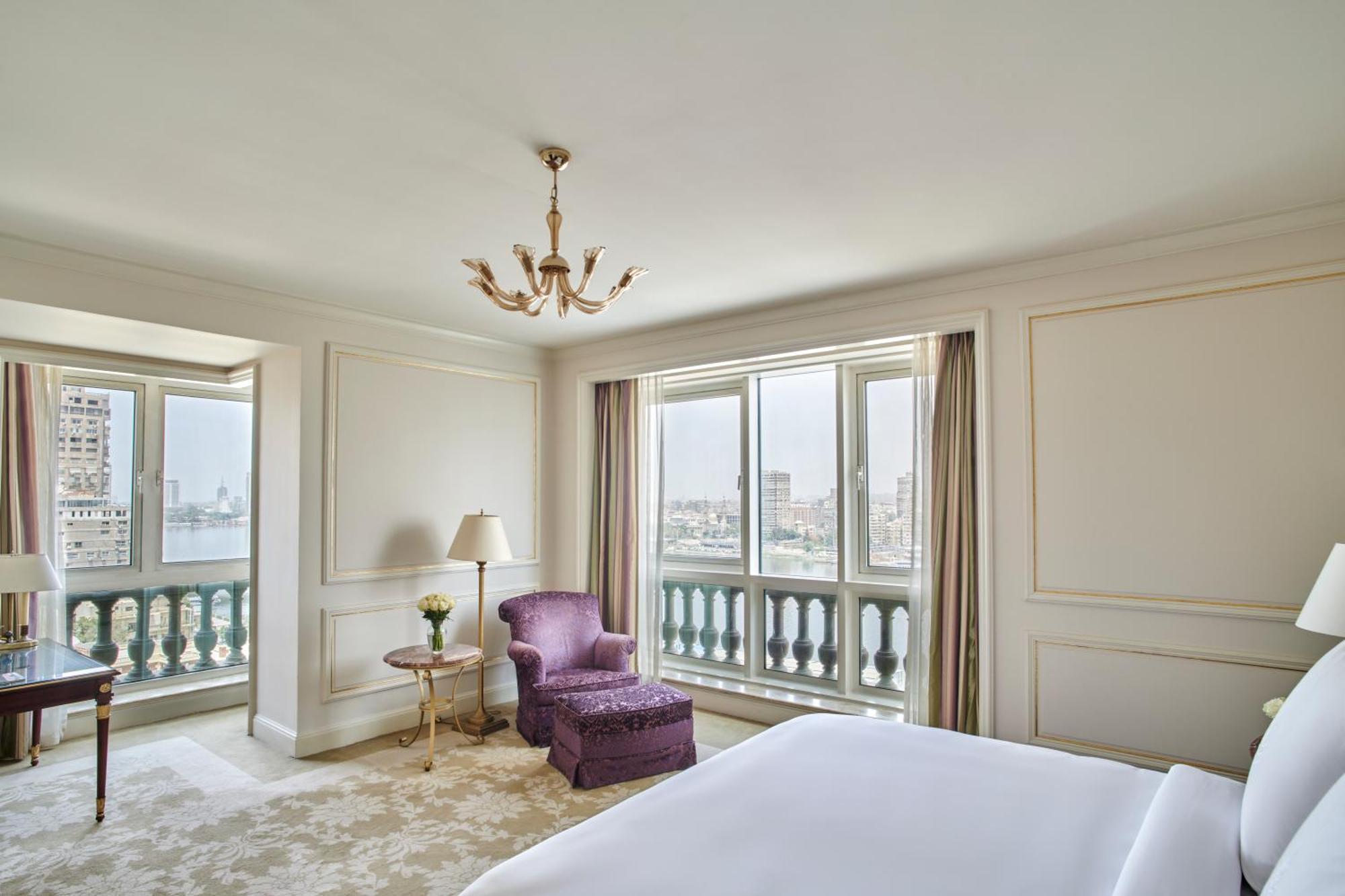 Four Seasons Cairo At The First Residence Giza Eksteriør bilde A bedroom at the hotel