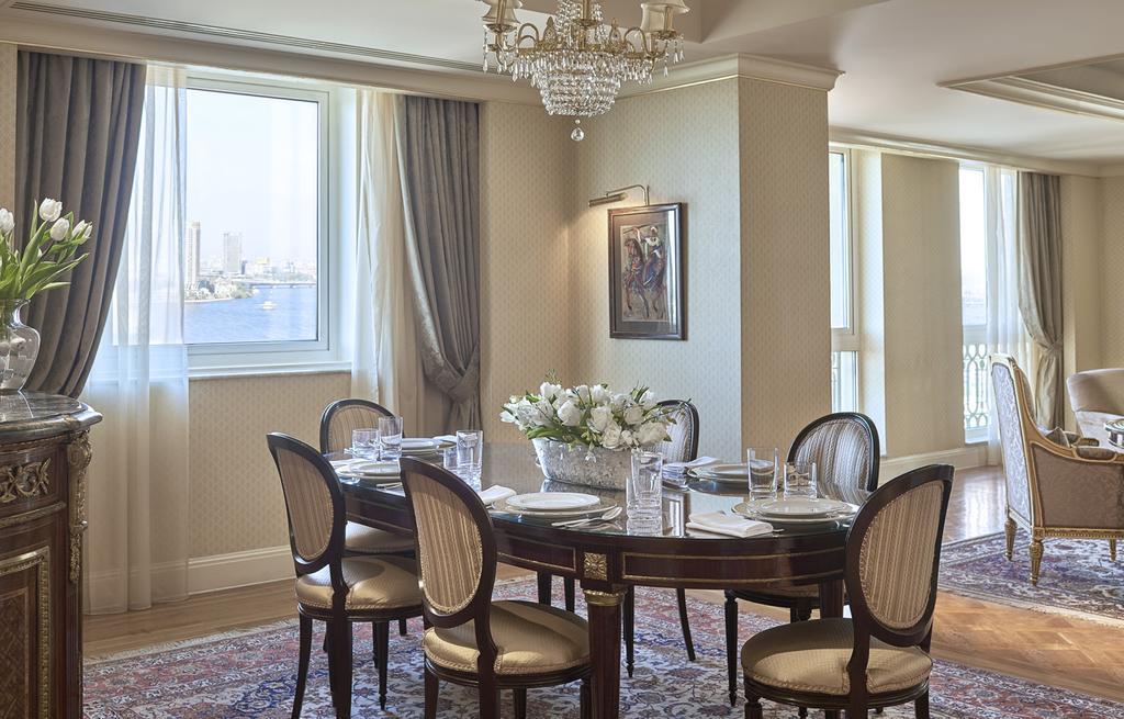 Four Seasons Cairo At The First Residence Giza Eksteriør bilde Dining room